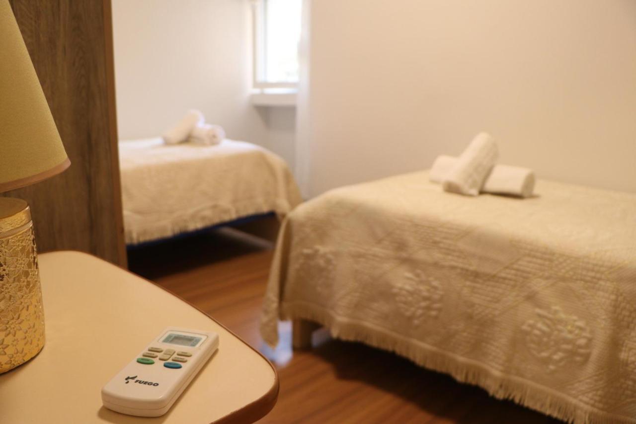 Pine Apartment Tirana Bagian luar foto